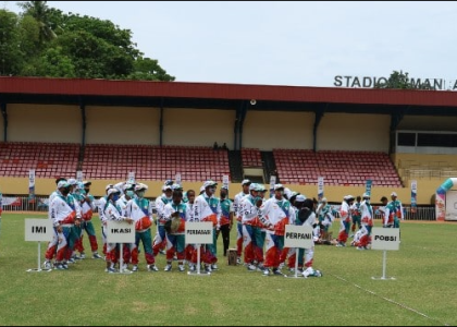 Kontingen-PON-Papua-menjelang-pelaksanaan-PON-XX-Papua-2021-saat-berkumpul-di-Stadion-Mandala