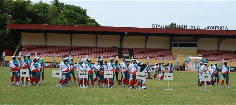 Kontingen-PON-Papua-menjelang-pelaksanaan-PON-XX-Papua-2021-saat-berkumpul-di-Stadion-Mandala